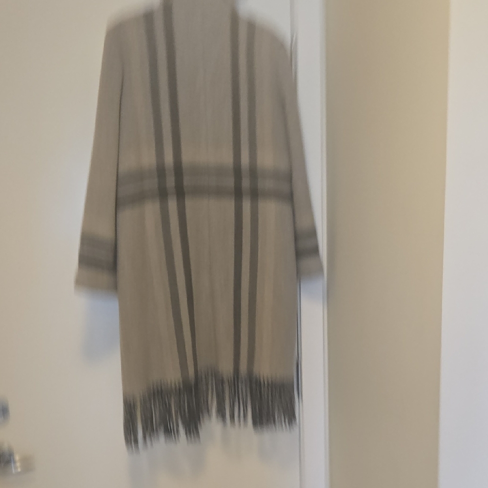 Club Monaco WOOL COAT with Fringe In Gray Plaid - Picture 4 of 4